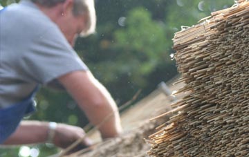 professional Cirencester thatchers